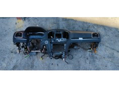 Recambio de salpicadero para lancia thema 3.0jtd 240 fap referencia OEM IAM P68045027AE  