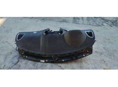 Recambio de salpicadero para lancia thema 3.0jtd 240 fap referencia OEM IAM P68045027AE  