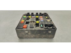 Recambio de caja reles / fusibles para renault scenic iii 1.9 dci 130 referencia OEM IAM 284B62342R  