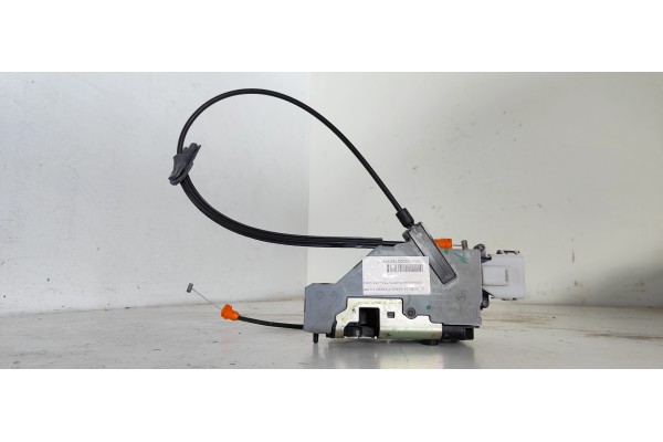 Recambio de cerradura puerta trasera izquierda para citroen c4 grand picasso exclusive plus referencia OEM IAM   