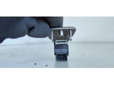 Recambio de mando elevalunas trasero derecho para jaguar xf 2.7 v6 diesel luxury referencia OEM IAM 8X2314717AB  