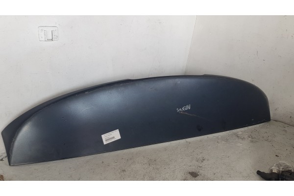 Recambio de aleron trasero para toyota avensis wagon (t25) 2.2 d-4d executive referencia OEM IAM 7608505050  