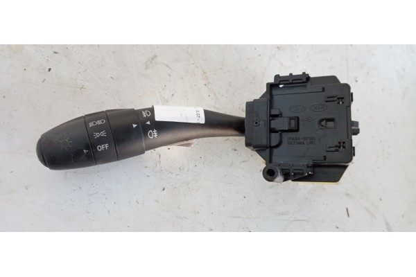 Recambio de mando luces para hyundai i30 1.6 crdi cat referencia OEM IAM 934102R030  