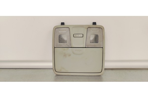 Recambio de luz interior para kia cee´d 1.4 crdi 90 fap referencia OEM IAM 92800A50XX  