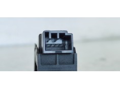 Recambio de mando elevalunas delantero derecho para jaguar xf 2.7 v6 diesel cat referencia OEM IAM 8X2314717AB  