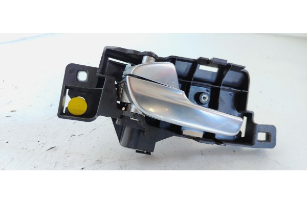 Recambio de maneta interior delantera izquierda para ford mondeo ber. (ca2) trend referencia OEM IAM 6M21U22601 7S71A22601 