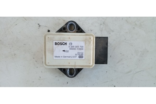 Recambio de modulo electronico para hyundai i30 1.6 crdi cat referencia OEM IAM 0265005700 1275100464 
