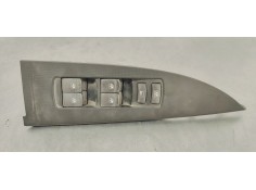 MANDO ELEVALUNAS DELANTERO IZQUIERDO 7225009000 