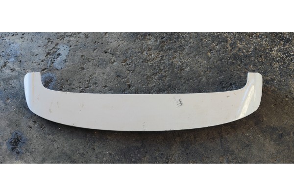 Recambio de aleron trasero para kia carens ( ) 1.7crdi 116 fap referencia OEM IAM 87210A4000  