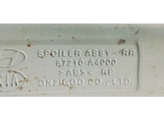 Recambio de aleron trasero para kia carens ( ) 1.7crdi 116 fap referencia OEM IAM 87210A4000  