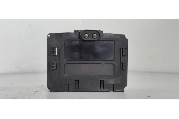 Recambio de pantalla multifuncion para opel zafira a 2.0 dti referencia OEM IAM 13106240  