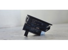 Recambio de mando elevalunas delantero derecho para bmw serie 1 berlina (e81/e87) 116i referencia OEM IAM 15979800279  