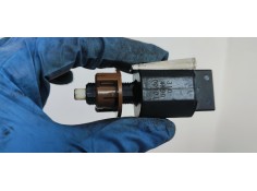 Recambio de interruptor para toyota yaris 1.5 i 112 referencia OEM IAM   