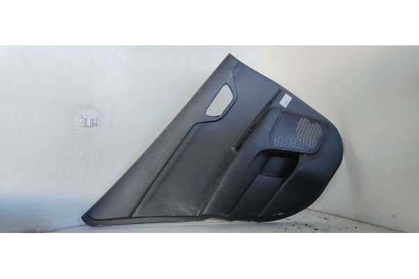 Recambio de guarnecido puerta trasera izquierda para kia rio (yb) 1.4 cat referencia OEM IAM 83301H8010WK  