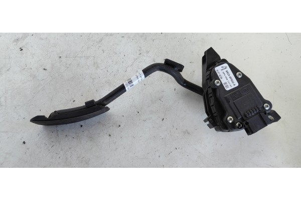 Recambio de potenciometro pedal para jaguar xf 2.7 v6 diesel luxury referencia OEM IAM 8X239F832A  