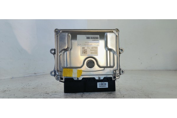 Recambio de centralita motor uce para hyundai tucson sle 2wd referencia OEM IAM 391992BBF0  