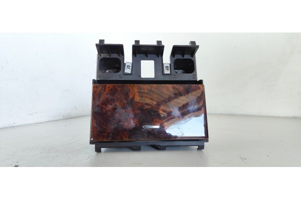 Recambio de cenicero para jaguar xf 2.7 v6 diesel luxury referencia OEM IAM 8X2354045C22A  