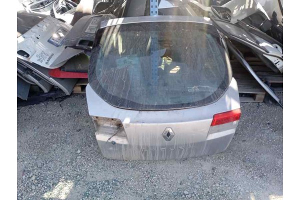 Recambio de porton trasero para renault laguna iii 2.0 dci referencia OEM IAM   