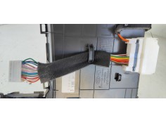 Recambio de moldura para kia rio (yb) edition 7 referencia OEM IAM 84635H8000  