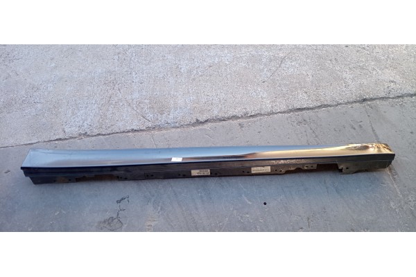 Recambio de faldon lateral para bmw serie 3 lim. (f30) 2.0 turbodiesel referencia OEM IAM   
