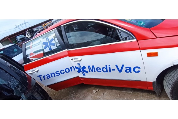 Recambio de puerta delantera derecha para volkswagen passat variant (3c5) 1.9 tdi referencia OEM IAM   