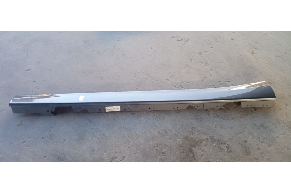 Recambio de faldon lateral para bmw serie 1 lim. (f20) 2.0 turbodiesel referencia OEM IAM   