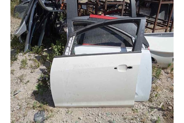 Recambio de puerta delantera izquierda para opel astra j lim. 1.3 cdti 95 fap referencia OEM IAM   