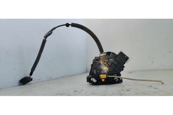 Recambio de cerradura puerta delantera derecha para ford ka+ black / white referencia OEM IAM AS6AF21812CC  