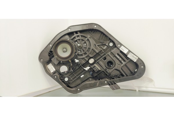 Recambio de elevalunas trasero derecho para kia cee´d 1.4 crdi 90 fap referencia OEM IAM 83480A2000  