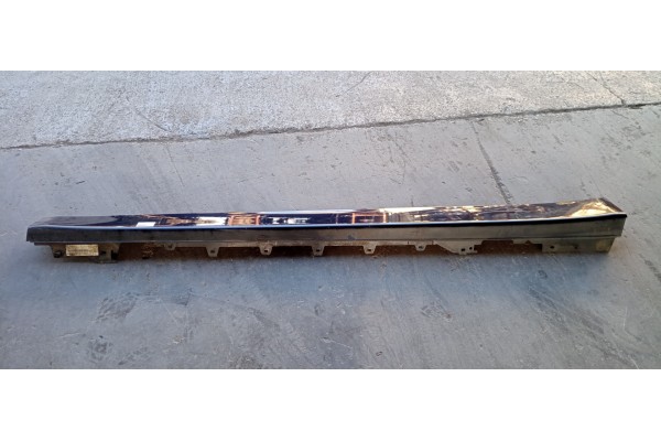 Recambio de faldon lateral para bmw serie 4 gran coupe (f36) 2.0 16v turbodiesel referencia OEM IAM   