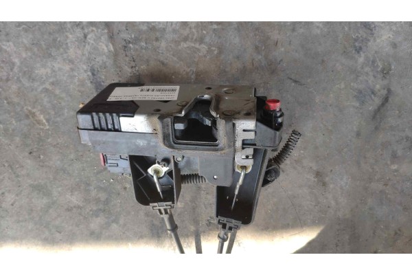 Recambio de cerradura puerta trasera derecha para opel vectra c berlina 1.6 16v referencia OEM IAM 24447346  