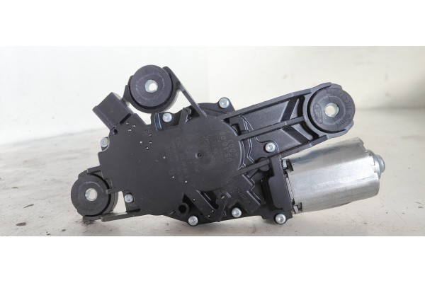 Recambio de motor limpia trasero para ford focus berlina (cap) business referencia OEM IAM 0390201823  