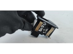 Recambio de mando elevalunas trasero izquierdo para dodge journey sxt sr edition referencia OEM IAM 04602531AE  