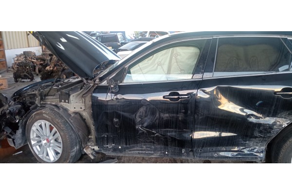 Recambio de puerta delantera izquierda para jaguar f-pace 2.0 diesel cat referencia OEM IAM   