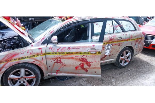 Recambio de puerta delantera izquierda para toyota avensis wagon (t25) 2.2 d-4d cat referencia OEM IAM   