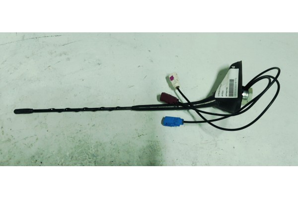 Recambio de antena para citroen c4 grand picasso 2.0hdi 150 fap referencia OEM IAM 9678541780  