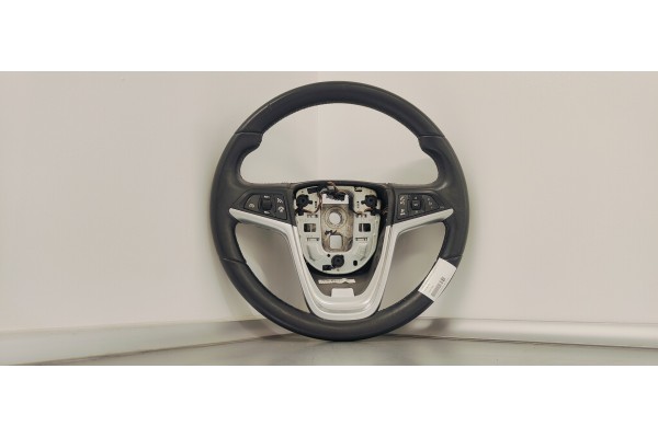 Recambio de volante para opel astra j lim. 1.6 cdti referencia OEM IAM 13351029  