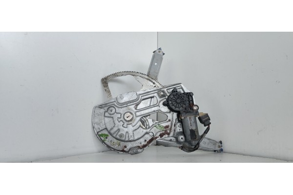 Recambio de elevalunas delantero izquierdo para volvo s60 berlina 2.4 diesel cat referencia OEM IAM 101353XXX  