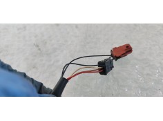 Recambio de retrovisor izquierdo para citroen c3 1.4 referencia OEM IAM   