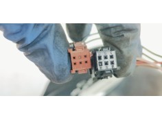 Recambio de retrovisor izquierdo para citroen c3 1.4 referencia OEM IAM   