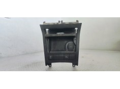 Recambio de cenicero para volkswagen golf vi (5k1) 2.0 tdi 140 fap referencia OEM IAM 5K0857961A  