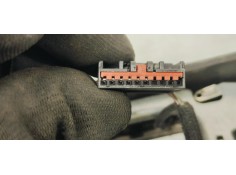 Recambio de volante para opel astra j lim. 1.6 cdti referencia OEM IAM 13351029  