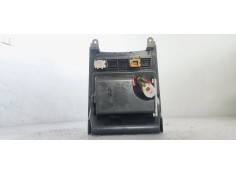 Recambio de cenicero para volkswagen golf vi (5k1) 2.0 tdi 140 fap referencia OEM IAM 5K0857961A  