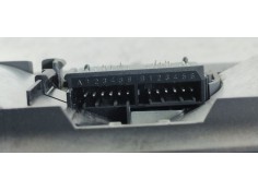 Recambio de luz interior para audi a6 avant (4b5) 2.4 v6 30v referencia OEM IAM 4B0947105  