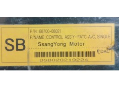Recambio de mando climatizador para ssangyong rexton 2.9d turbo 120 4x4 referencia OEM IAM 6870008021  