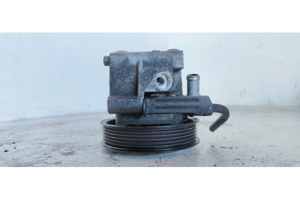 Recambio de bomba direccion para ford focus berlina (cap) business referencia OEM IAM   