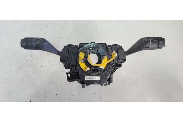 Recambio de mando multifuncion para ford focus berlina (cap) 1.6 tdci cat referencia OEM IAM 4M5T13N064FH  