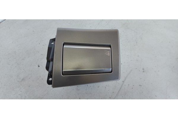 Recambio de rejilla aireadora para jaguar xf 2.7 v6 diesel luxury referencia OEM IAM 8X23014A23AH  