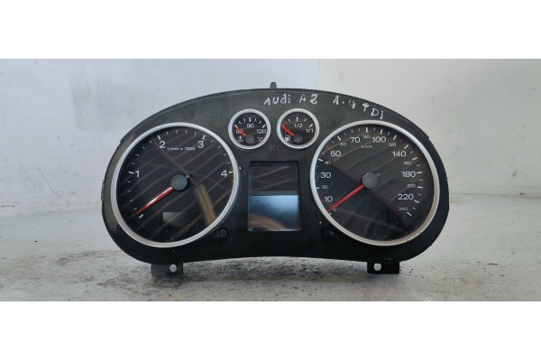 Recambio de cuadro instrumentos para audi a2 (8z) 1.4 referencia OEM IAM 8Z0920900T  