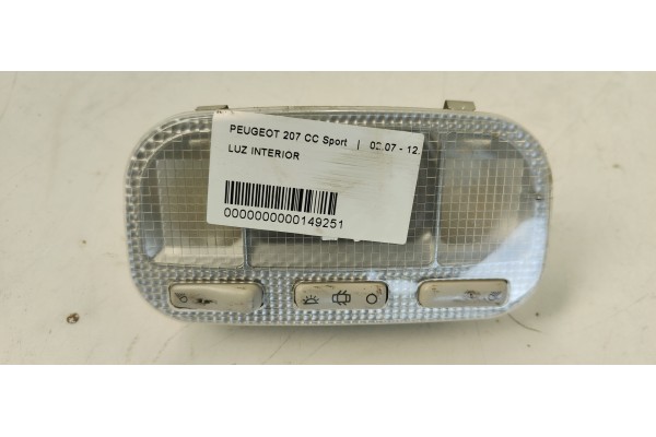 Recambio de luz interior para peugeot 207 cc sport referencia OEM IAM   